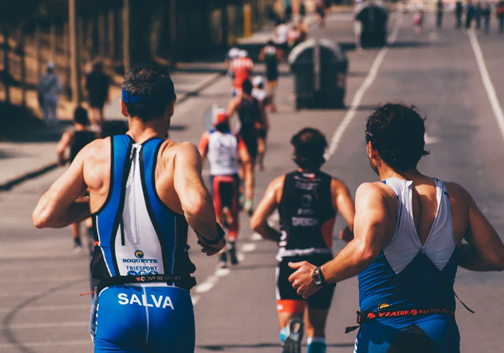 Cómo llevar un dorsal durante una carrera?