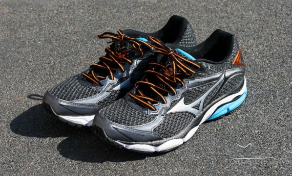 mizuno wave ultima 2015