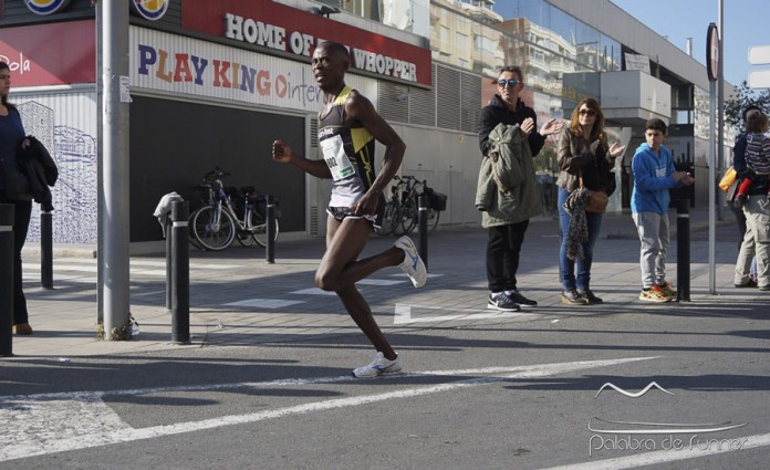 ganador-media-maraton-santa-pola-2016-mitja