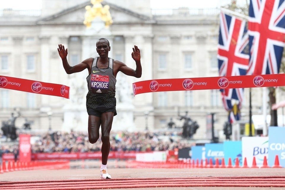 eliud kipchoge segunda maraton