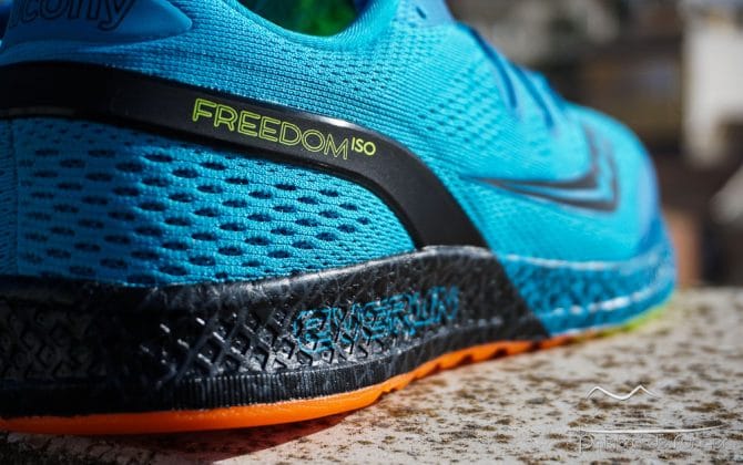 mediasuela saucony freedom iso