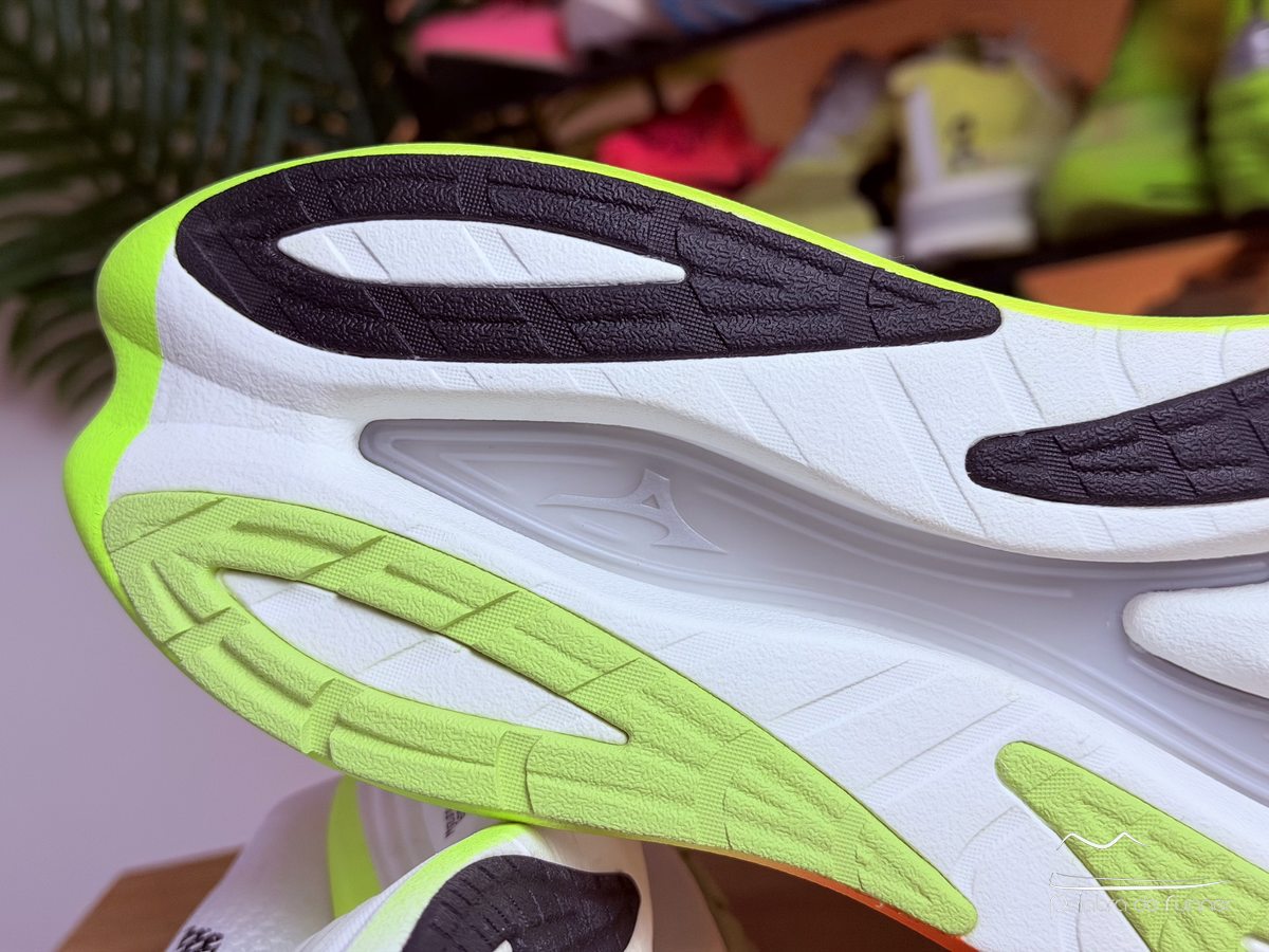 mizuno neo vista 3 review
